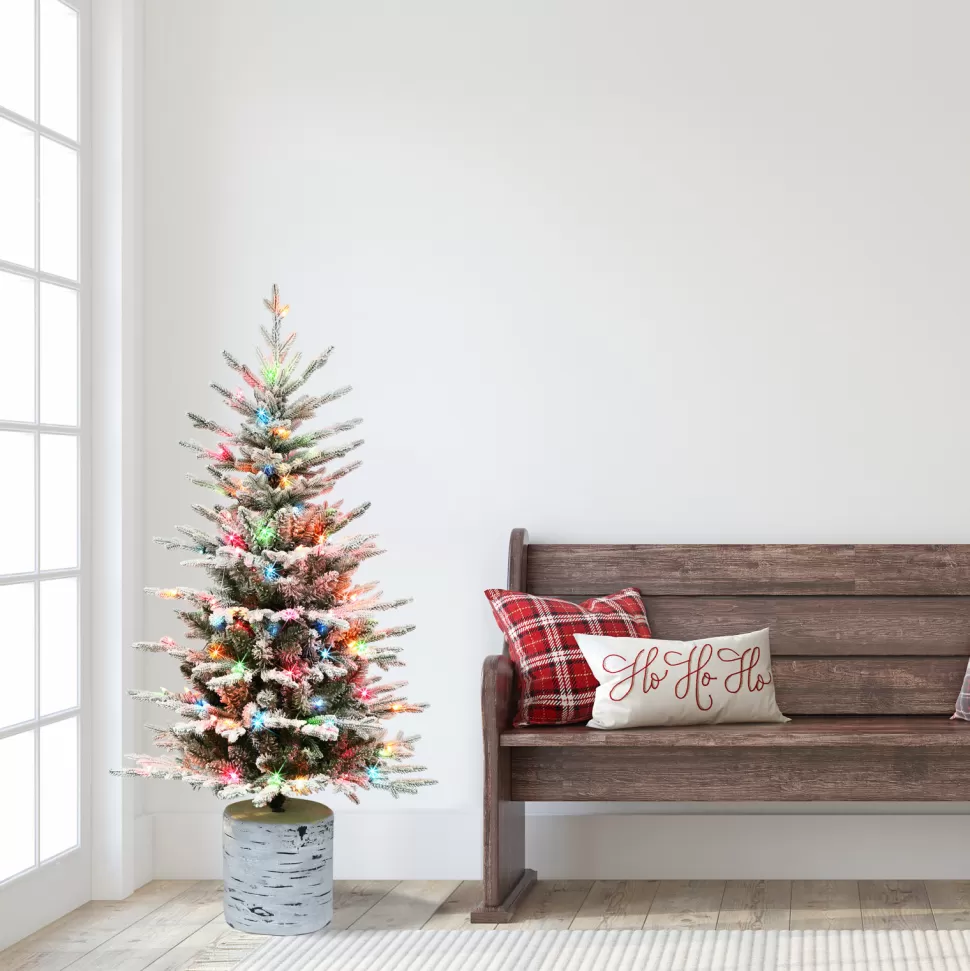 New The Holiday Aisle 4.5 Ft Potted Flocked Arctic Fir Tree, 419 Pe/Pvc Tips, 70 Ul Multi-Color Incandescent Lights