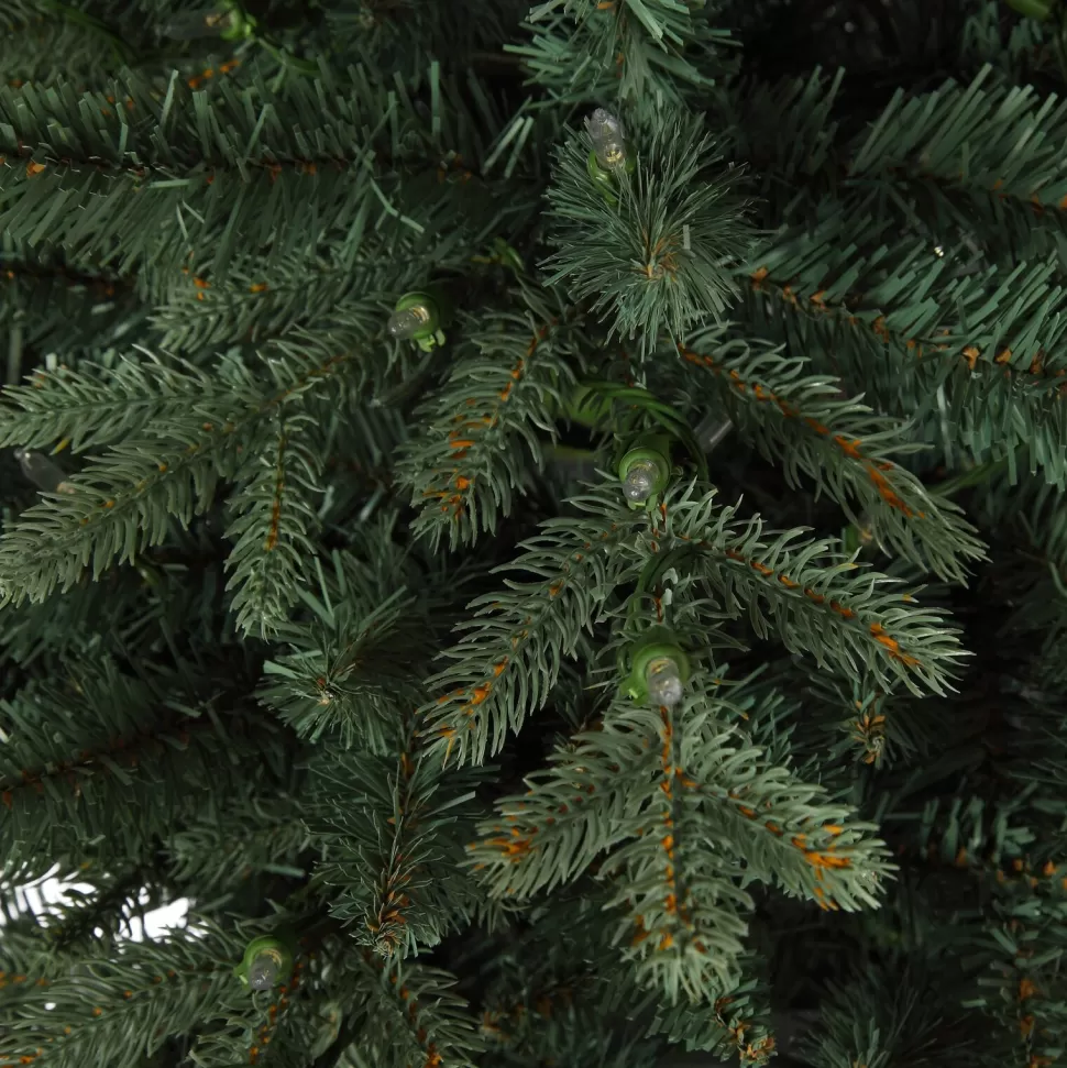 Online Haute Decor 4'6" H Green Realistic Spruce Artificial Christmas Tree With 200 Led Lights