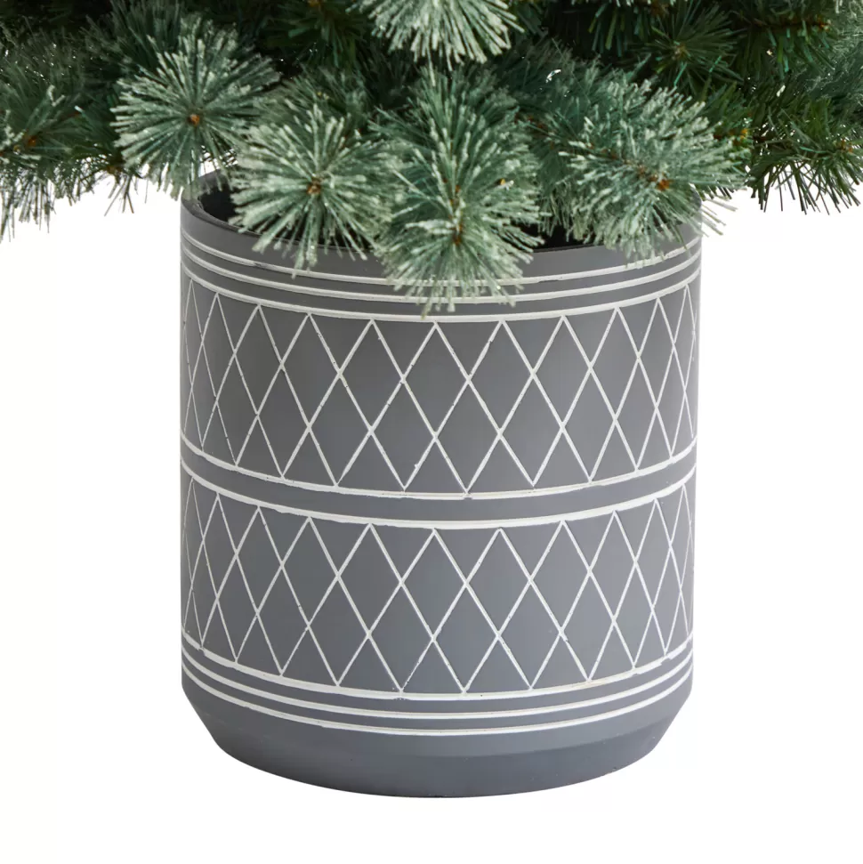 Outlet The Holiday Aisle 4' 6" H Green Pine Cashmere Christmas Tree With 120 Led Lights