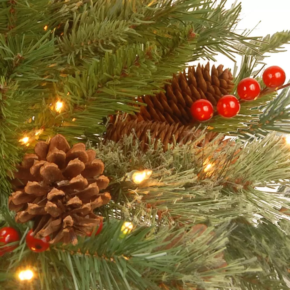 Fashion Three Posts 6' Green Artificial Pine Christmas Tree With 200 Lights And Pinecones/Berries