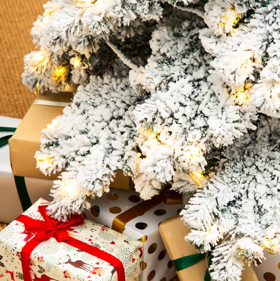 Outlet The Holiday Aisle 7.5Ft Slender Flocked/Frosted Spruce Christmas Tree With 350 Led Lights