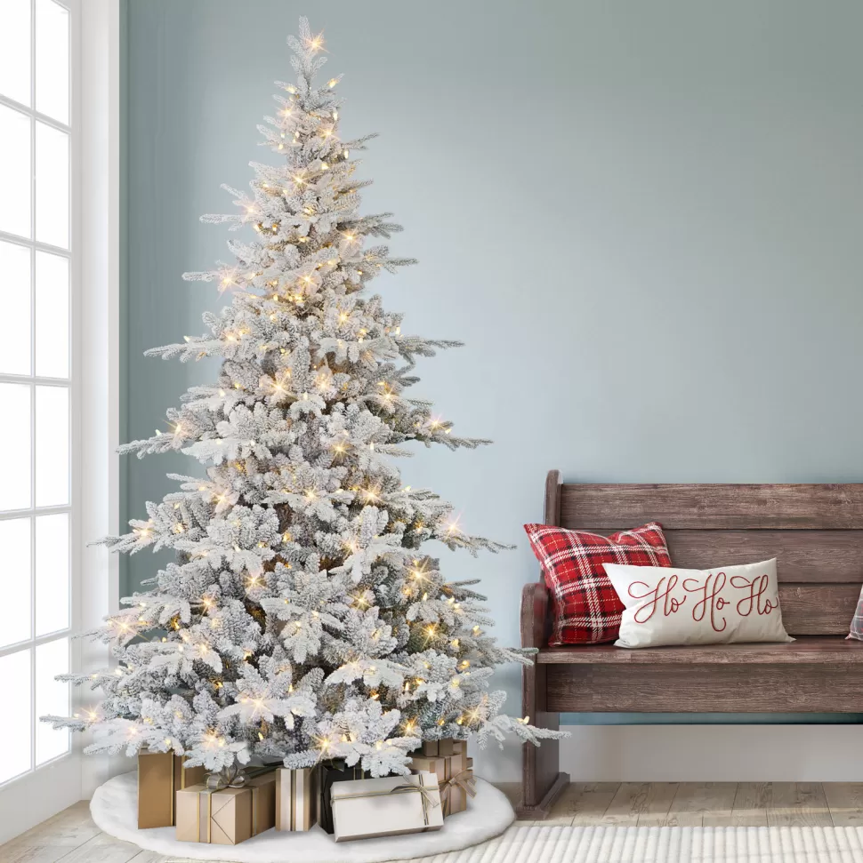 Clearance The Holiday Aisle 7' H Slender Green Pine Christmas Tree With 500 Lights