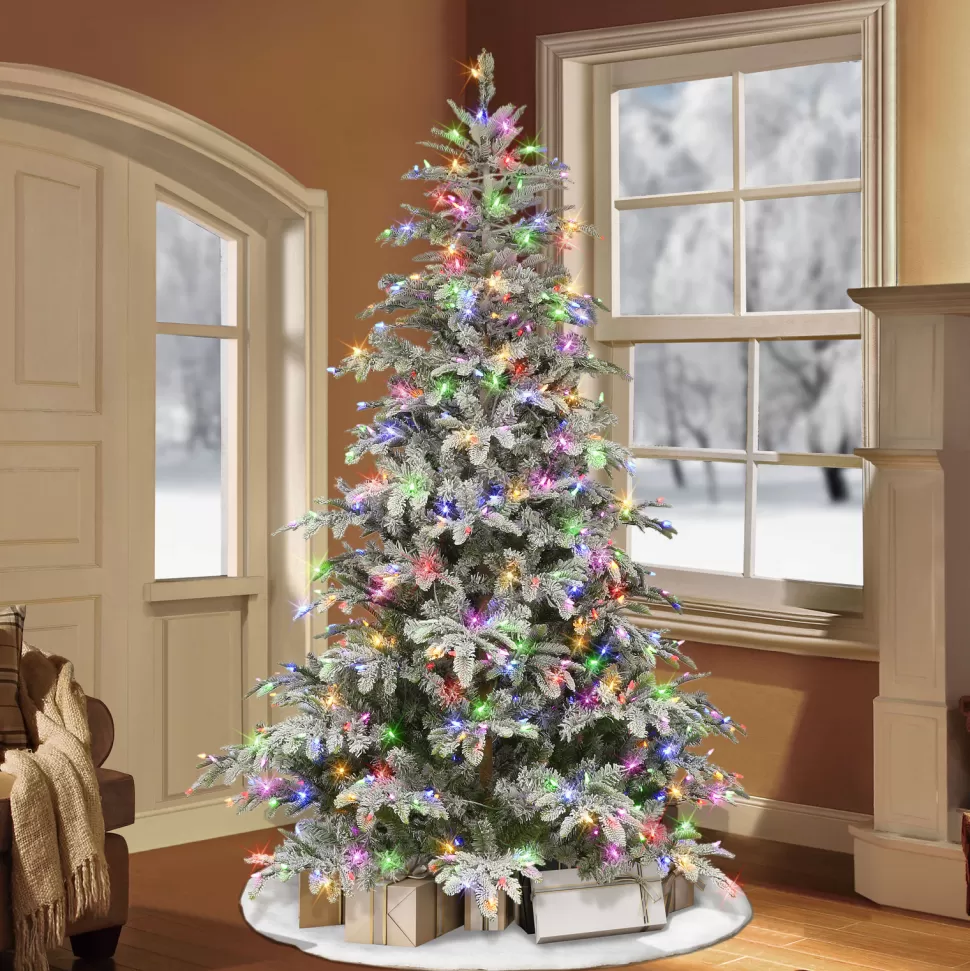 Clearance The Holiday Aisle 90" H Green Pvc & Pe Blend Fir Flocked/Frosted Christmas Tree With 600 Led Color Changing/Combination Lights