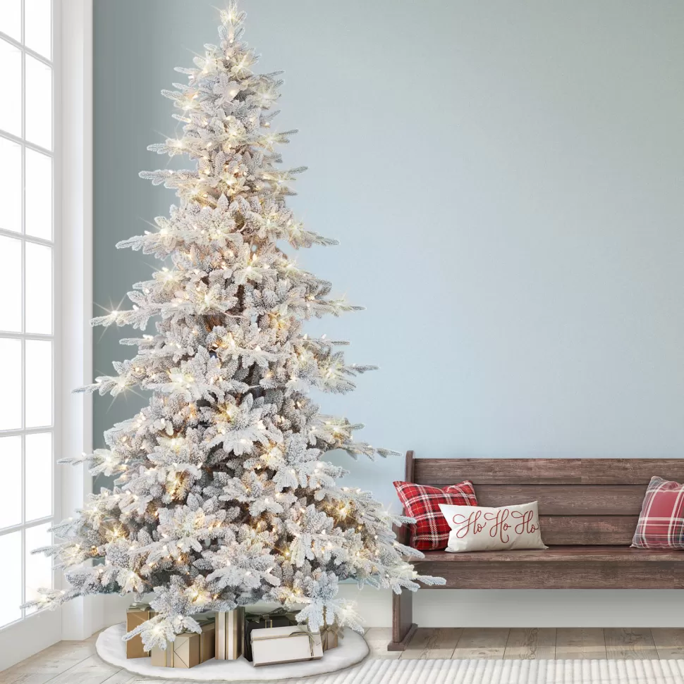 Clearance The Holiday Aisle 9' H Green Realistic Artificial Fir Flocked/Frosted Christmas Tree With 800 Lights