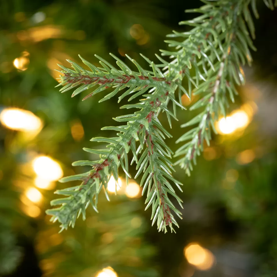 Clearance The Holiday Aisle Bo-Ho Christmas Tree With Twinkling Lights