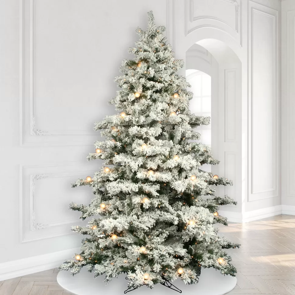 Best Mercury Row Oakman 9' H Extra Full White/Green Artificial Spruce Christmas Tree With 950 Incandescent Lights