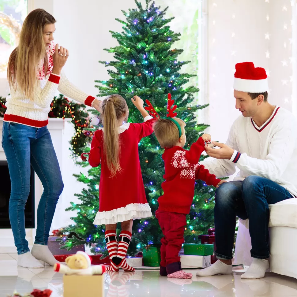 Cheap The Holiday Aisle ® 6Ft App Controlled Christmas Tree, Pe/Pvc Xmas Tree W/ 420 Color Changing Led Lights & 1740 Branch Tips